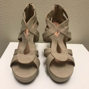 Women’s Beige Wedge Sandals